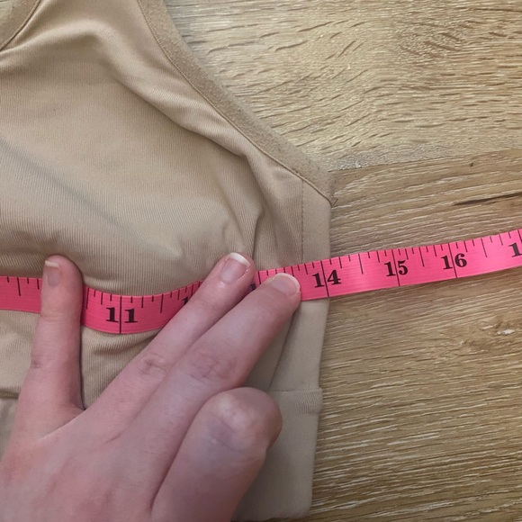 Lululemon Speed Up Bra High Support for C/D Cup in Crepe - Picture 5 of 8